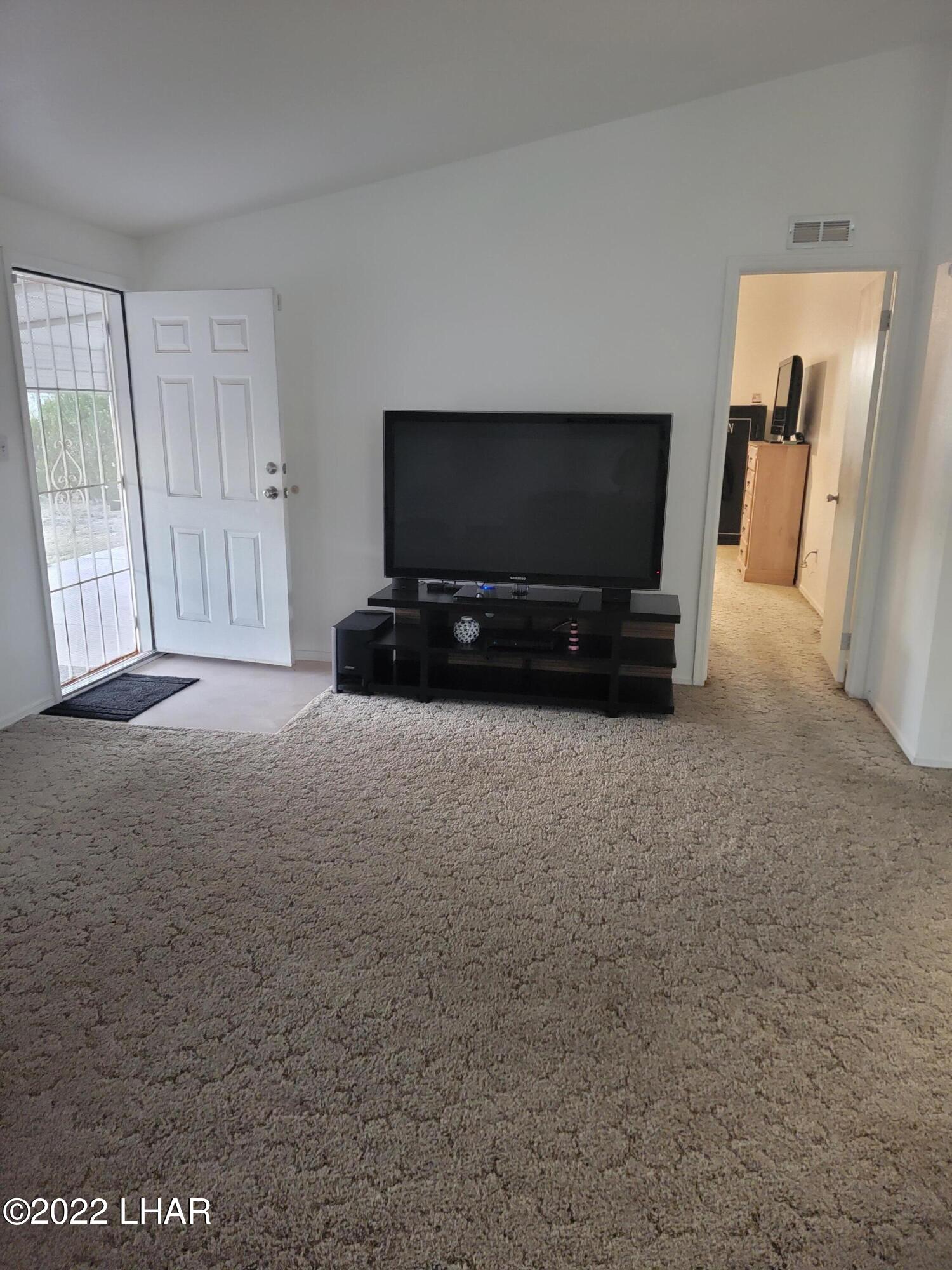 85 Plymouth Road Quartzsite, AZ 85346 - Photo 23 of 39 20220126_175154