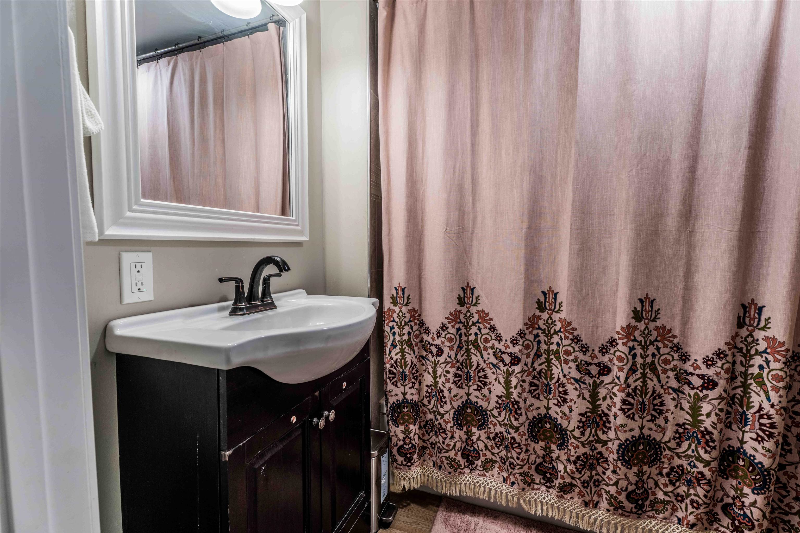 79 Chester Turnpike Hooksett, NH 03106 - Photo 15 of 22