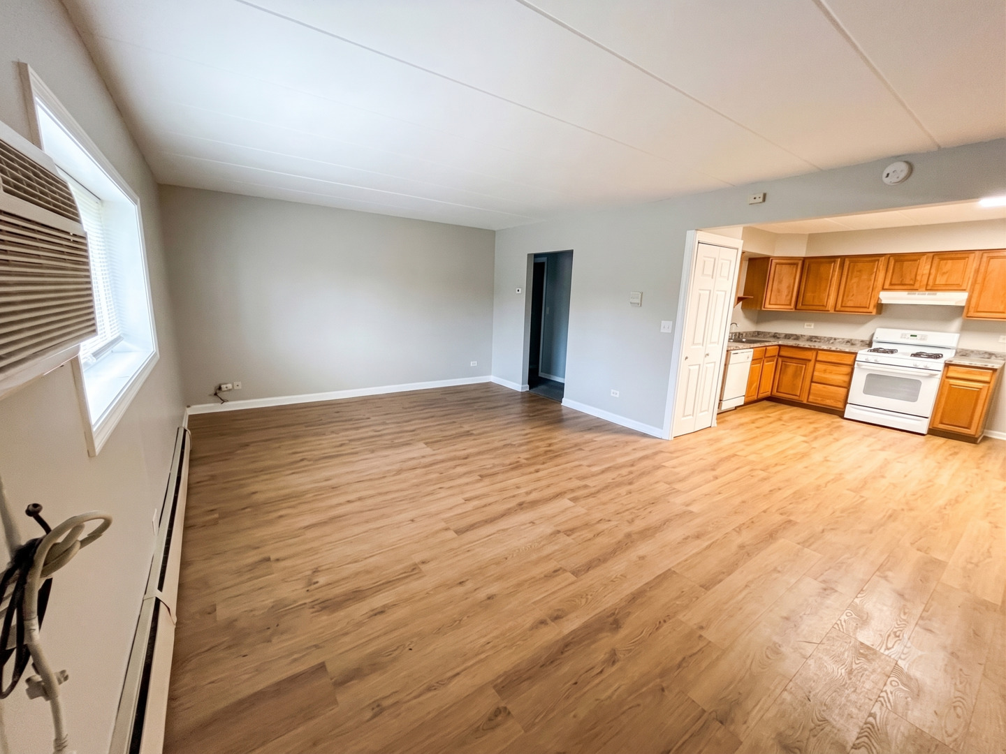 124 East Bailey Road, Unit A Naperville, IL 60565 - Photo 2 of 9