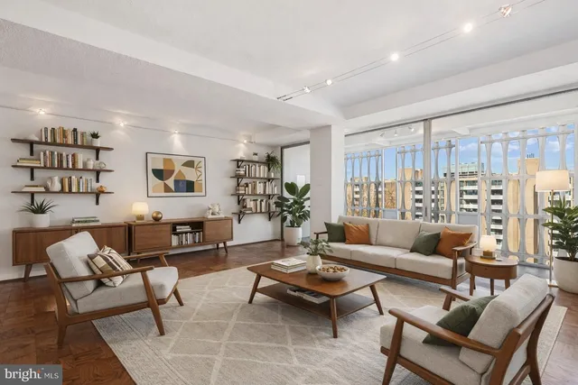 $3,000 | 1301 Delaware Avenue Southwest, Washington, DC 20024