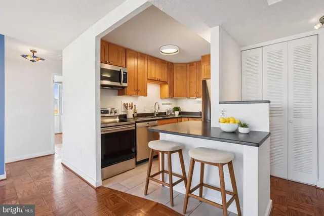 $3,000 | 1301 Delaware Avenue Southwest, Washington, DC 20024