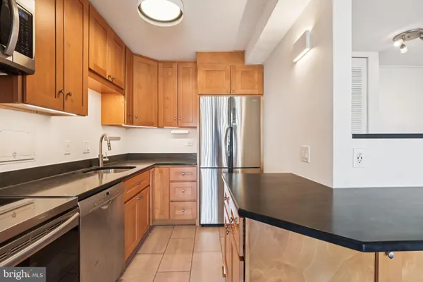 $3,000 | 1301 Delaware Avenue Southwest, Unit N807, Washington, DC 20024