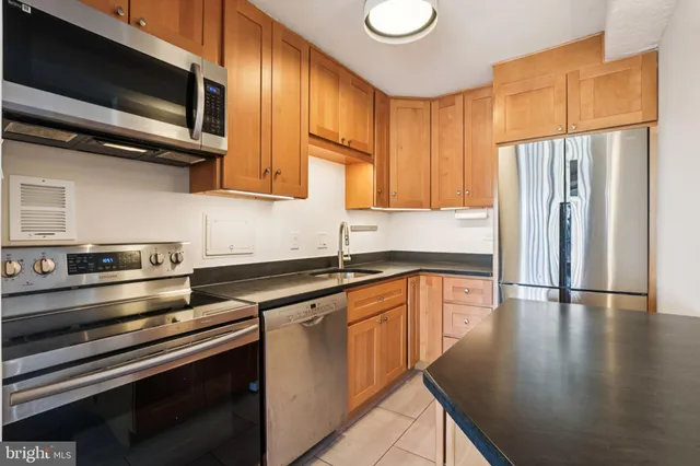 $3,000 | 1301 Delaware Avenue Southwest, Washington, DC 20024