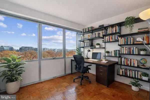 $3,000 | 1301 Delaware Avenue Southwest, Unit N807, Washington, DC 20024