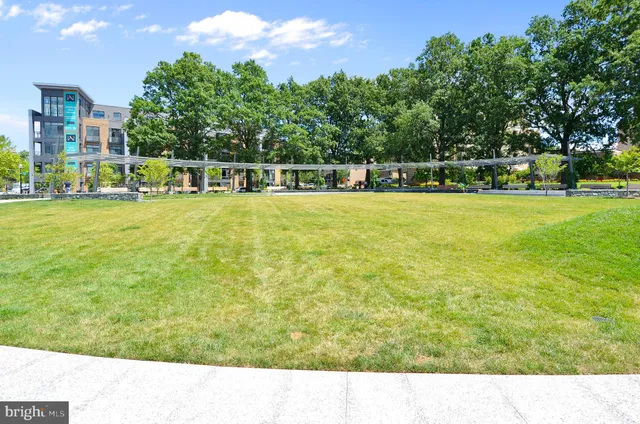 $3,000 | 1301 Delaware Avenue Southwest, Washington, DC 20024