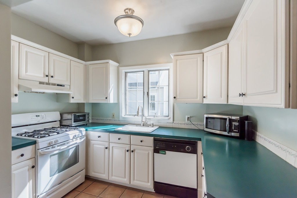 240 Andover Street, Unit 2 Andover, MA 01810 - Photo 9 of 26