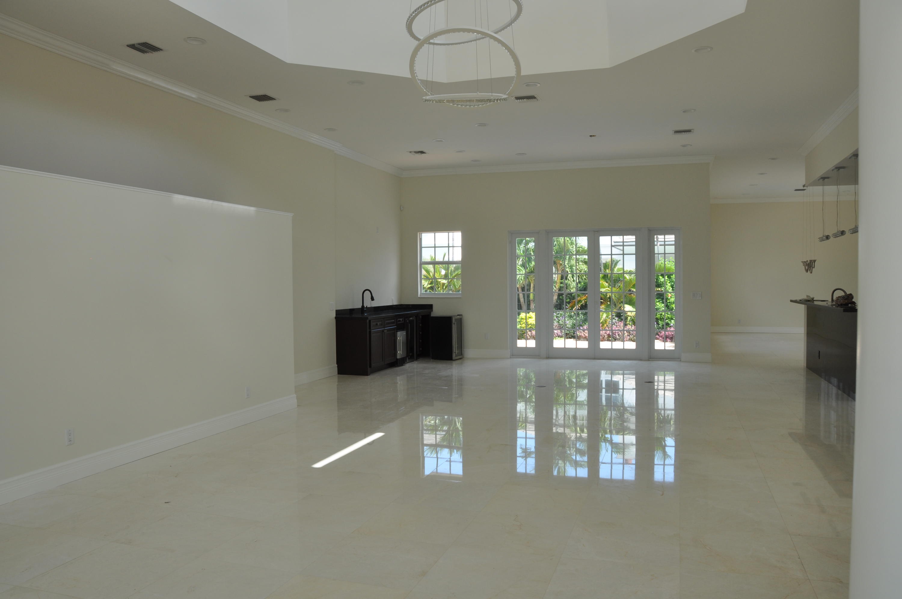 2156 Date Palm Road Boca Raton, FL 33432 - Photo 3 of 36 DSC_0057