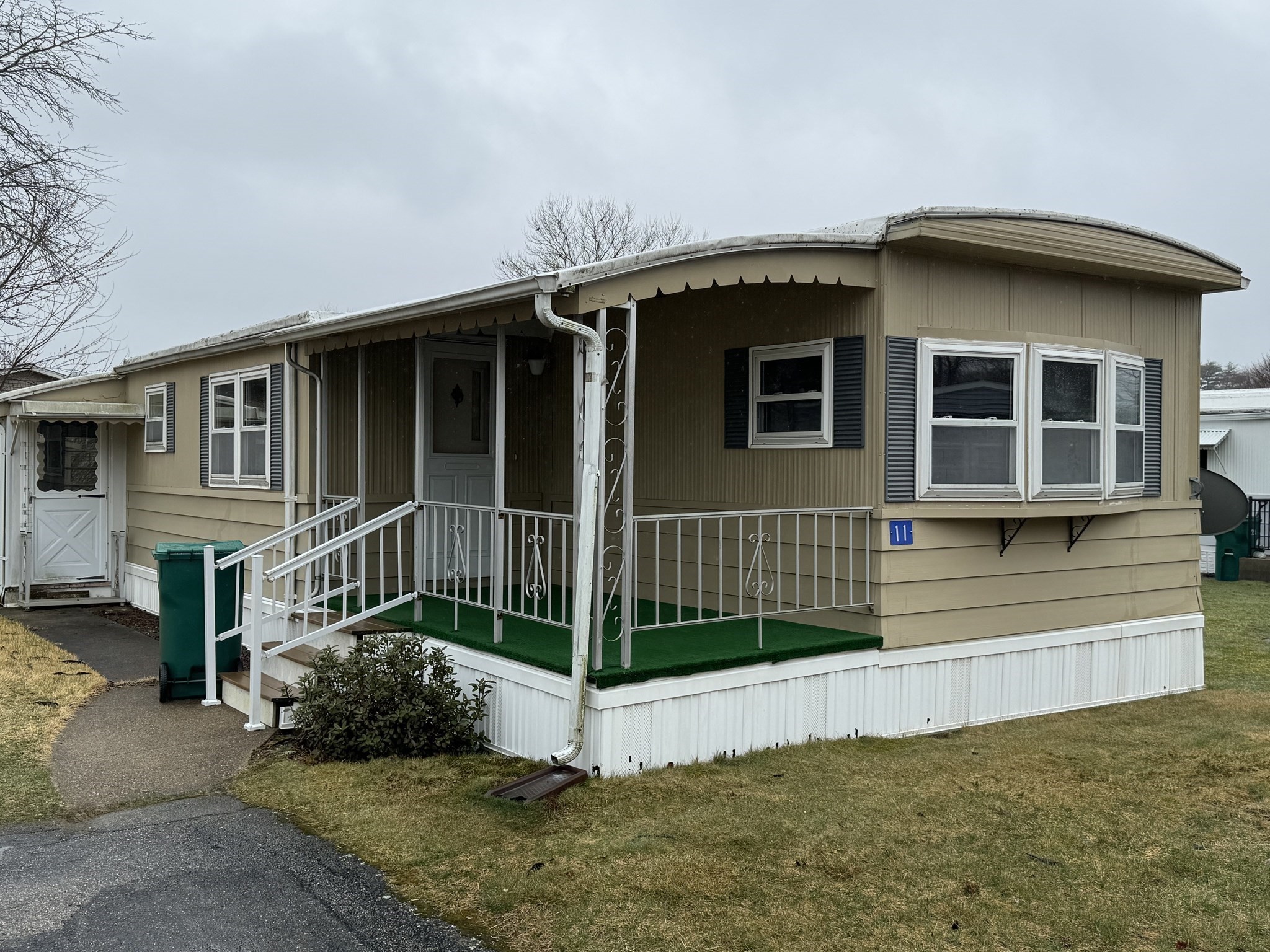 11 Robert Road Plainville, MA 02762 - Photo 2 of 22 Gallery Image 2