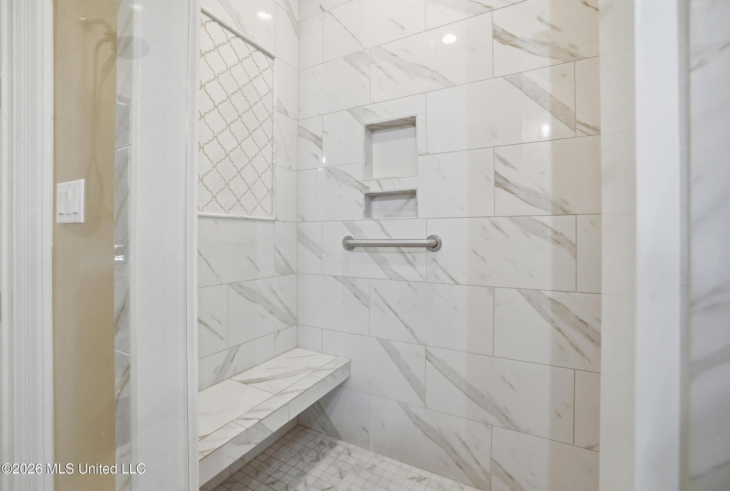 1584 Lucius Street Biloxi, MS 39532 - Photo 34 of 47 WALL-MOUNTED SHOWER HANDLE GRIP BAR