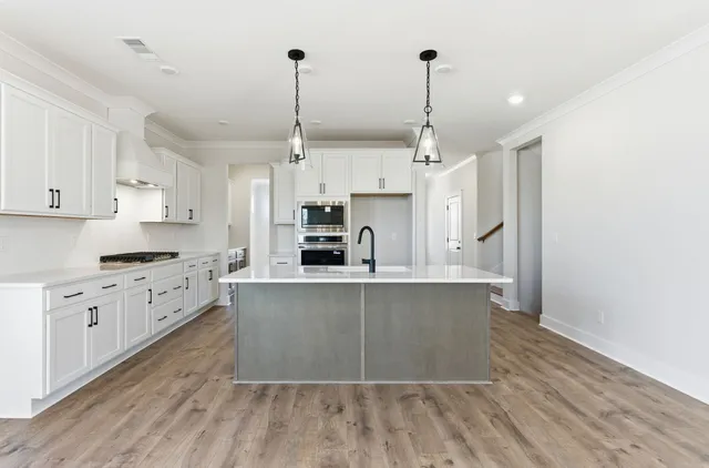 $900,000 | 814 Sugarbush Lane, Spring Hill, TN 37174