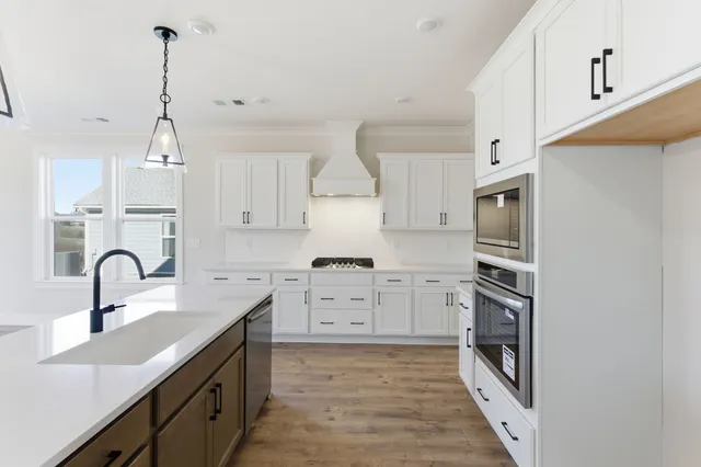 $900,000 | 814 Sugarbush Lane, Spring Hill, TN 37174