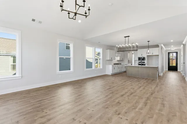 $900,000 | 814 Sugarbush Lane, Spring Hill, TN 37174