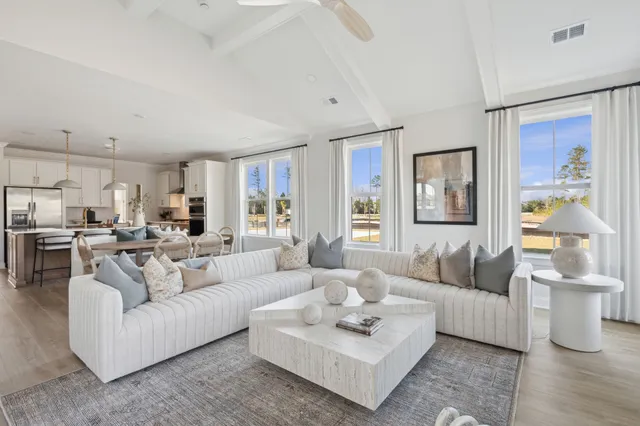 $900,000 | 814 Sugarbush Lane, Spring Hill, TN 37174