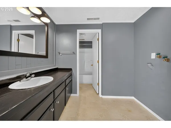 $446,500 | 1260 Jackson Avenue Southwest, Bandon, OR 97411