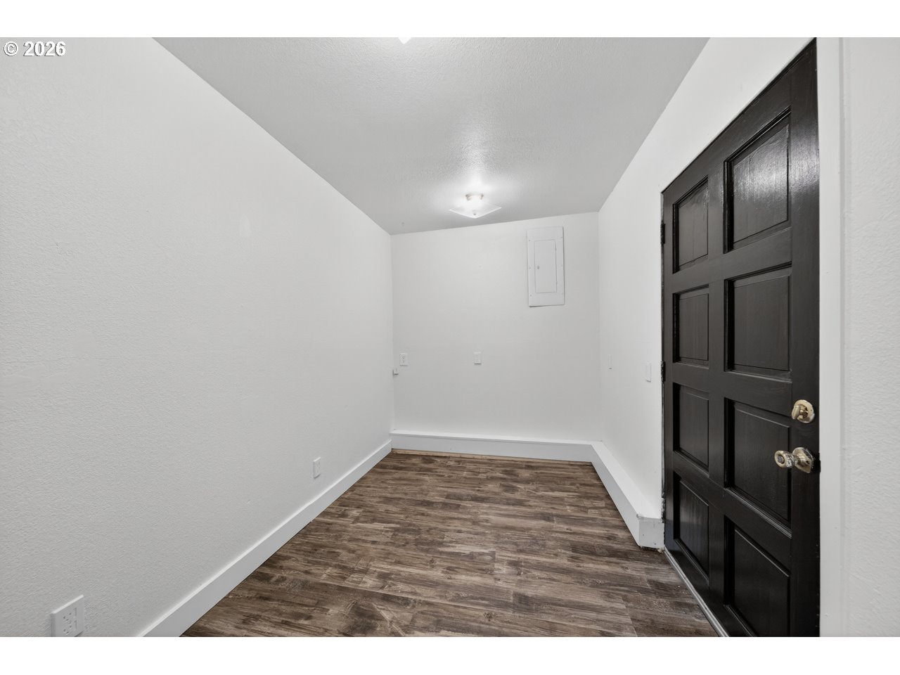 1260 Jackson Avenue Southwest Bandon, OR 97411 - Photo 34 of 48 a view of an empty room