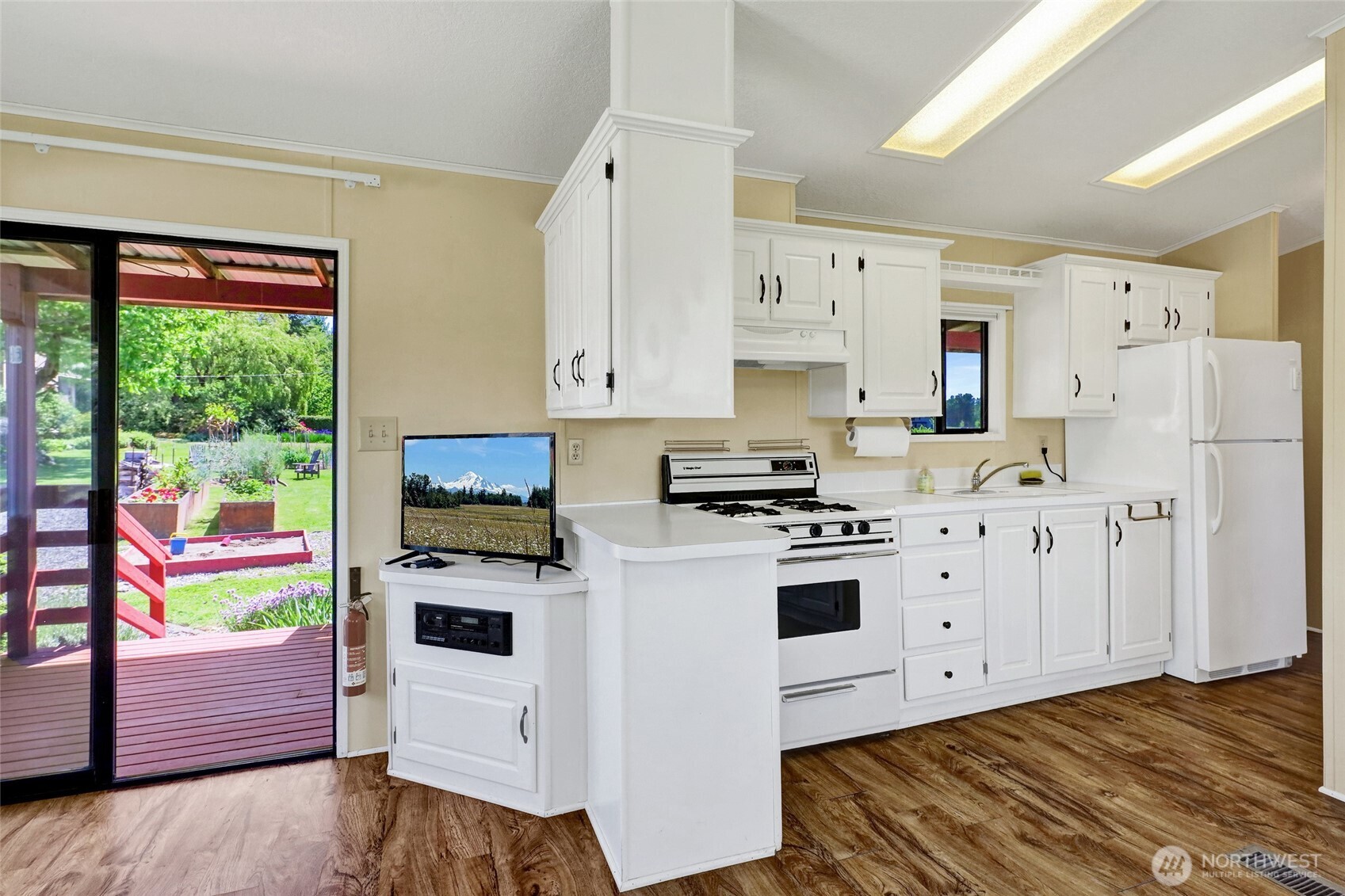 1478 Kelly Road Bellingham, WA 98226 - Photo 30 of 40