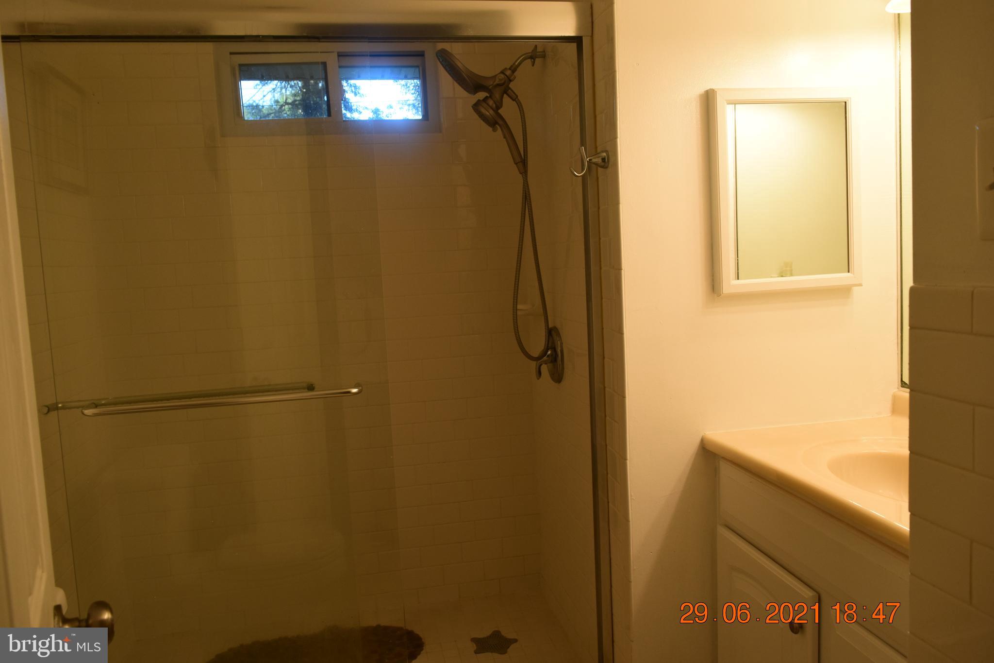 116 Jefferson Road Waldorf, MD 20602 - Photo 11 of 16 Main Level Bathroom