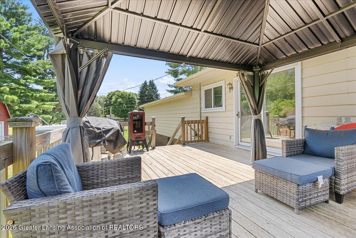 6970 Foster Road Haslett, MI 48840 - Photo 13 of 53 29-Media Jett - 17