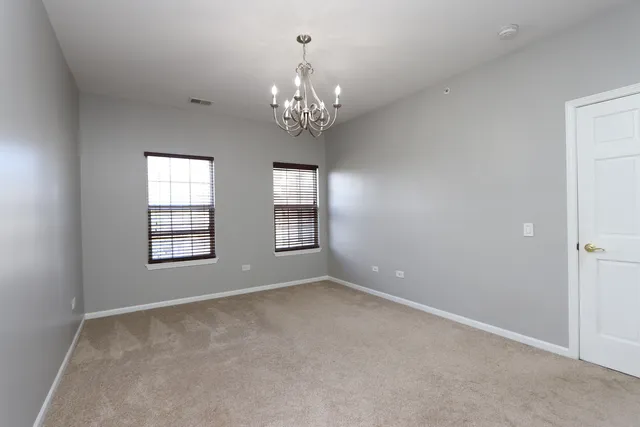 $3,000 | 3333 Stratford Court, Unit 3E, Lake Bluff, IL 60044