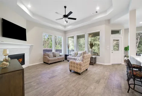 $435,000 | 128 Yellow Perch Way, Willis, TX 77318