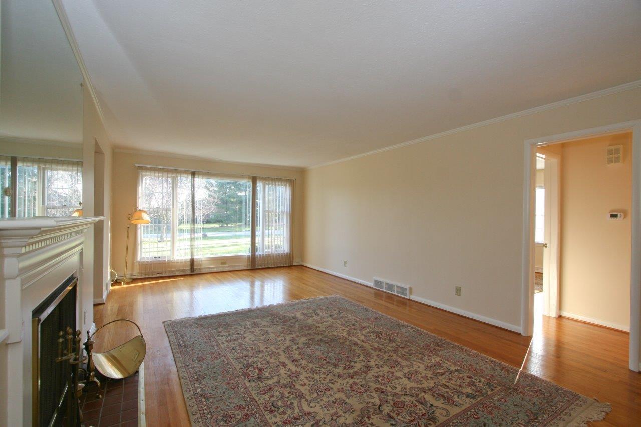 3661 Gordon Road Elkhart, IN 46516 - Photo 3 of 35 Gallery Image 3