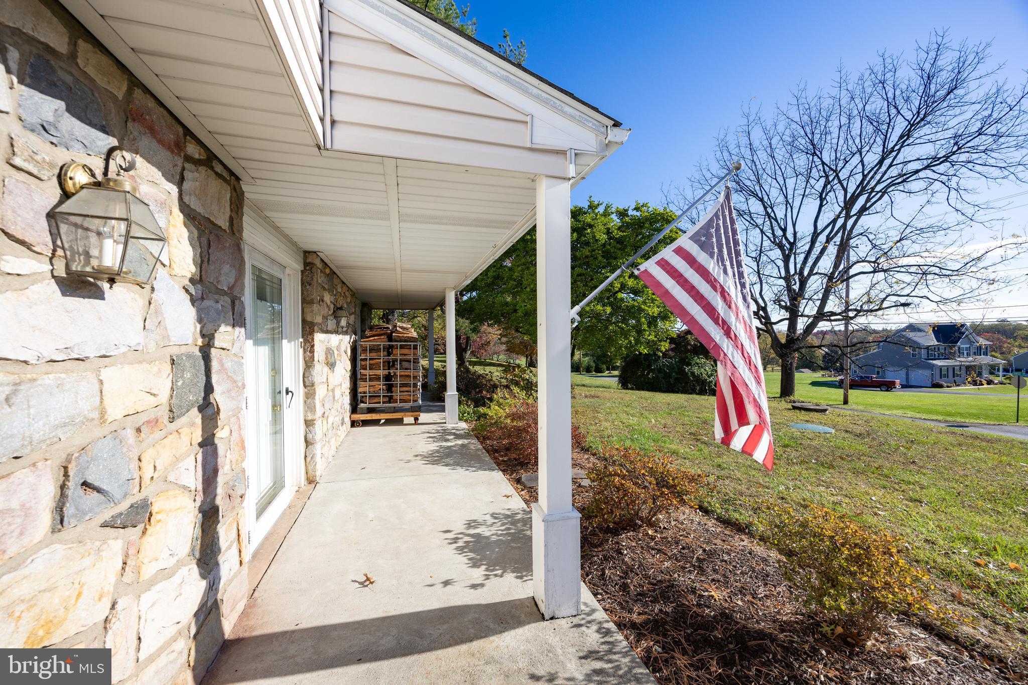 797 Ebelhare Road Pottstown, PA 19465 - Photo 4 of 31