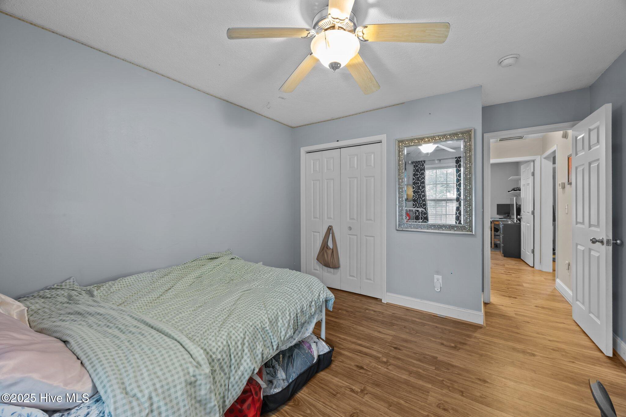 3106 John Willis Road New Bern, NC 28562 - Photo 16 of 31 guest bedroom #1