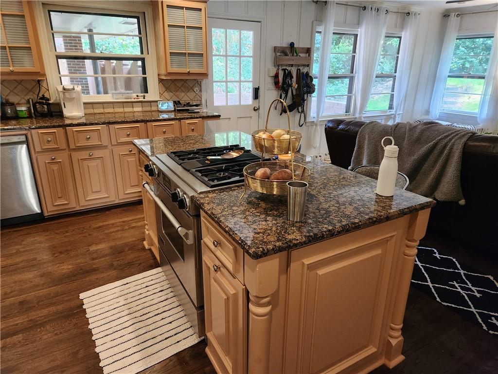 2364 Clairmont Road Atlanta, GA 30329 - Photo 5 of 7