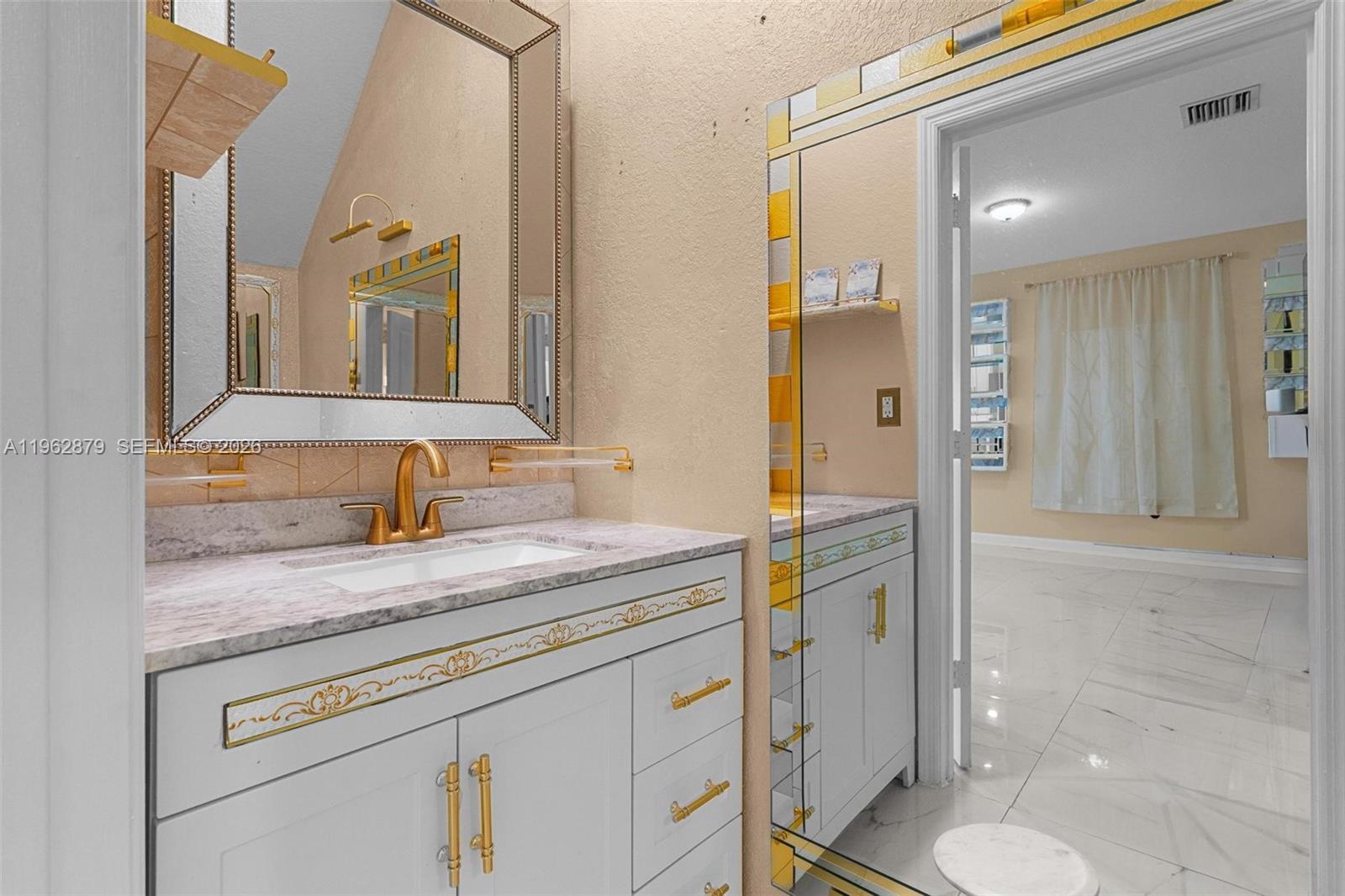 1130 Southwest 6th Court Homestead, FL 33034 - Photo 8 of 20