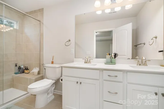 a view of a workspace with furniture