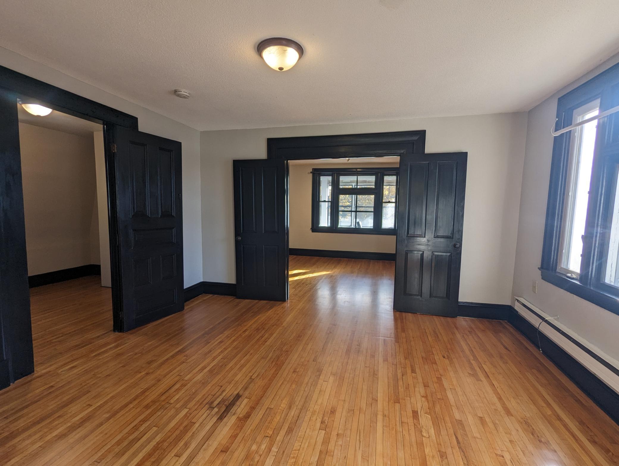 283 Front Avenue St. Paul, MN 55117 - Photo 18 of 35