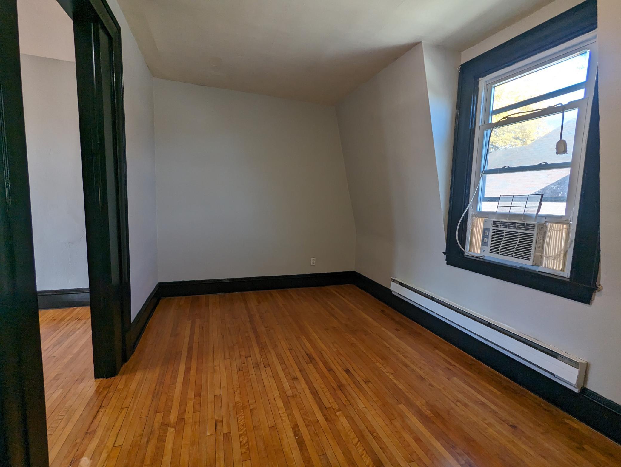 283 Front Avenue St. Paul, MN 55117 - Photo 20 of 35