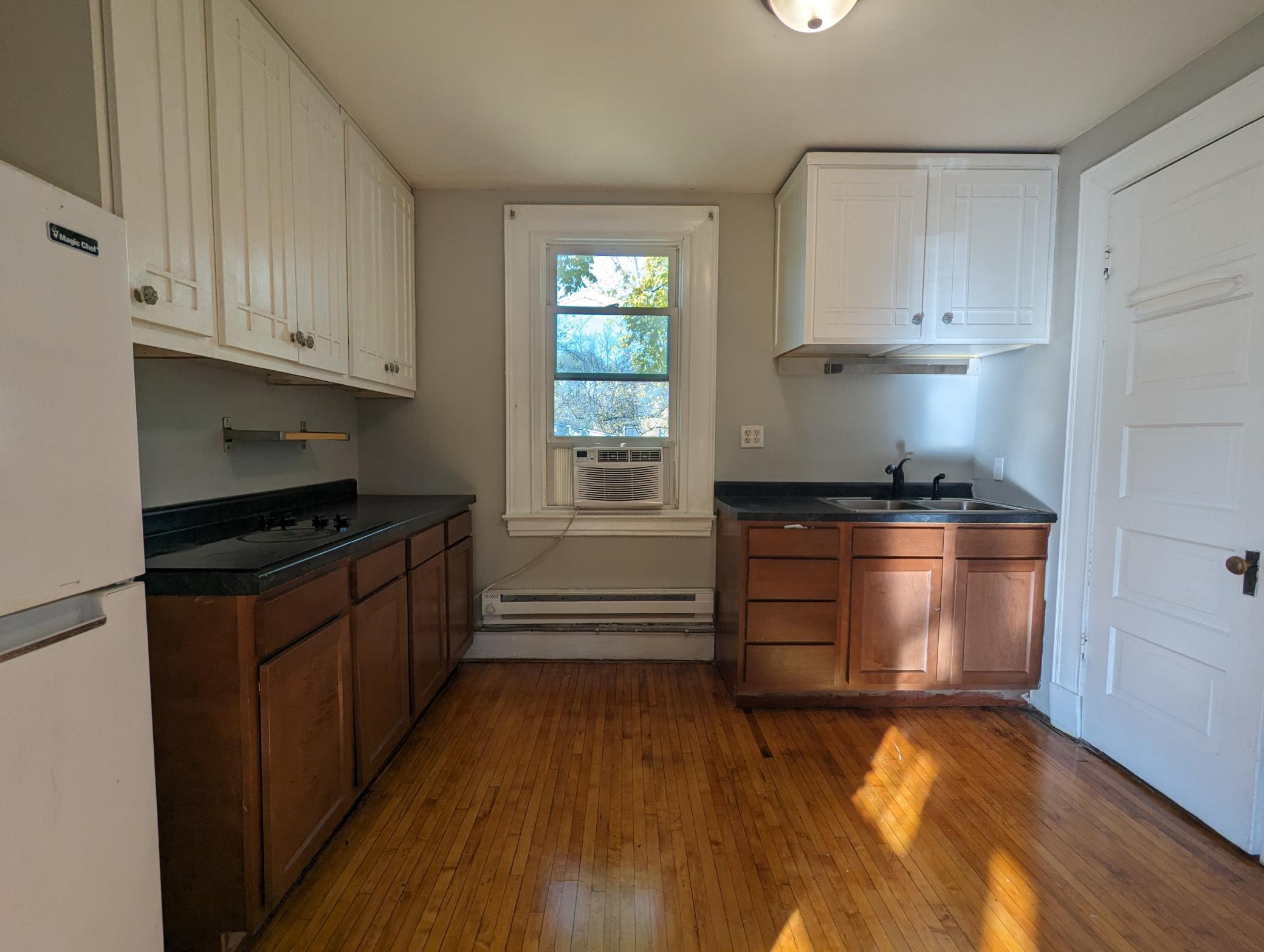 283 Front Avenue St. Paul, MN 55117 - Photo 24 of 35