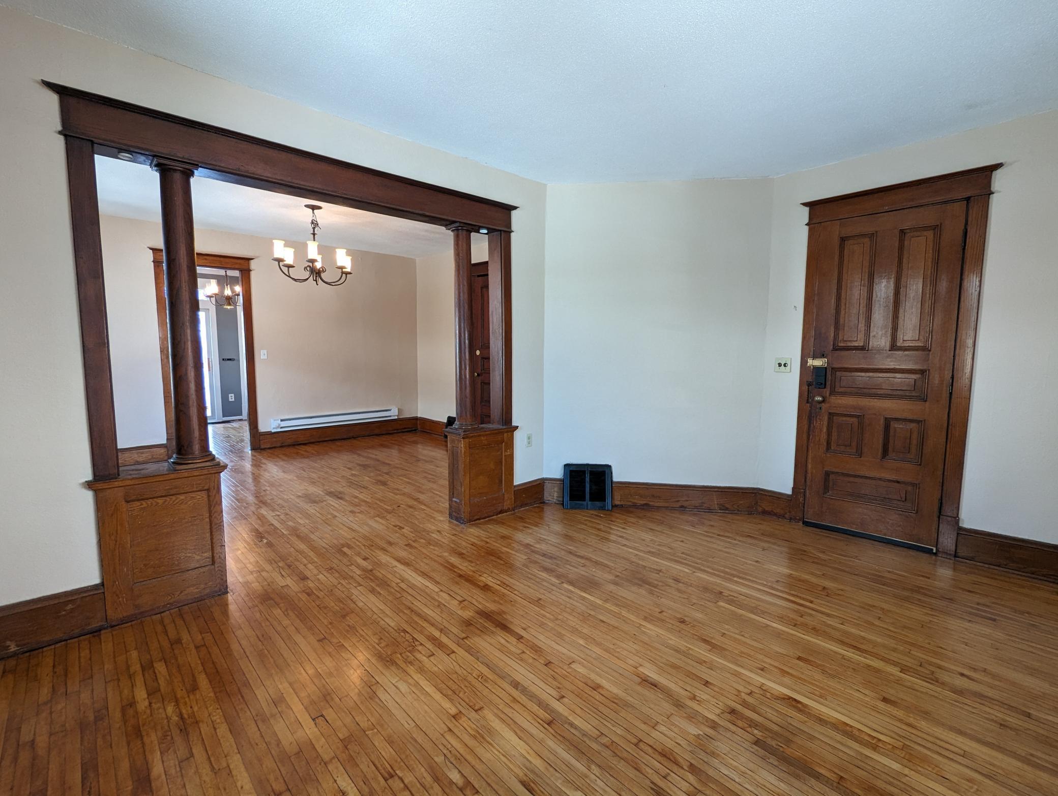 283 Front Avenue St. Paul, MN 55117 - Photo 7 of 35