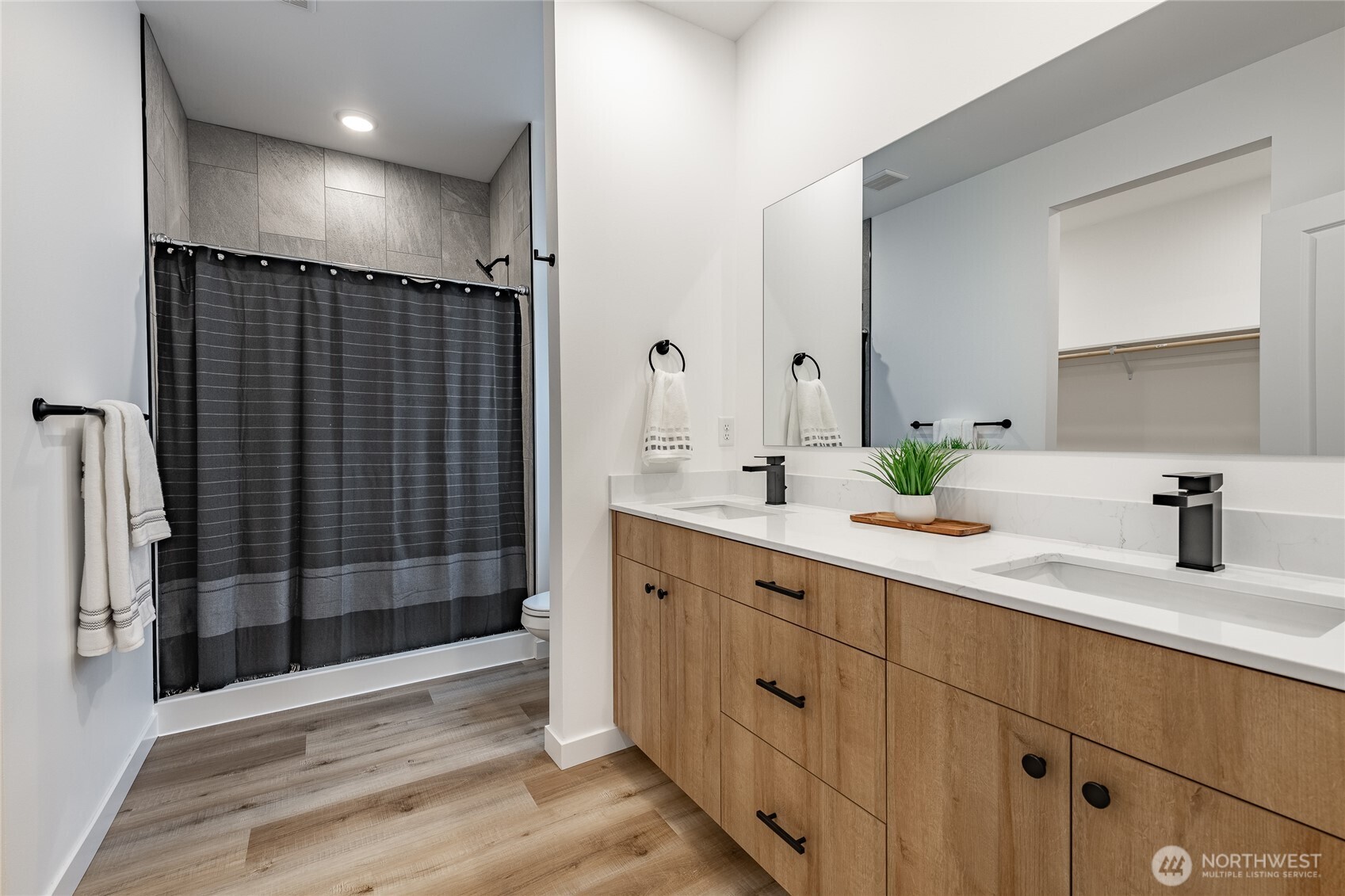 3010 Cedar View Road Blaine, WA 98230 - Photo 19 of 39