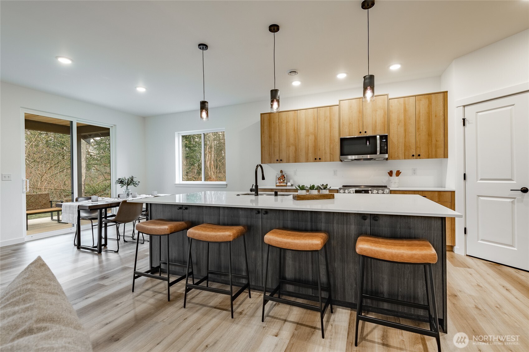 3010 Cedar View Road Blaine, WA 98230 - Photo 9 of 39