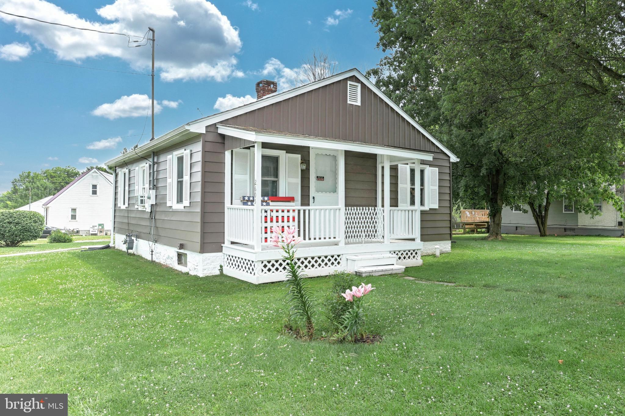 2605 Oakland Road Dover, PA 17315 - Photo 2 of 22 Gallery Image 2