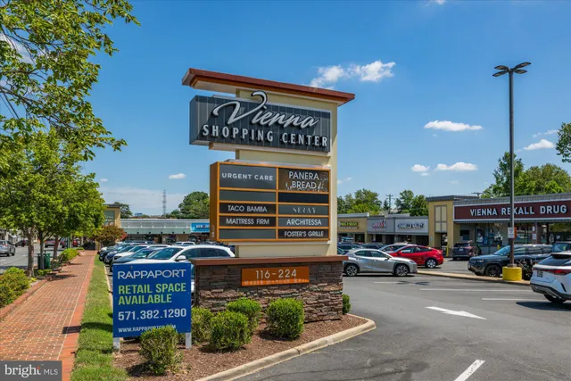 $4,200,000 | 627 Hine Street Southeast, Vienna, VA 22180