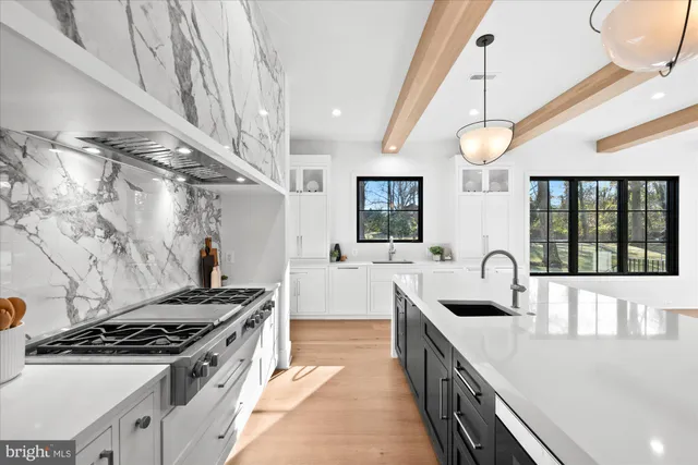 $4,200,000 | 627 Hine Street Southeast, Vienna, VA 22180