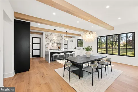 $4,200,000 | 627 Hine Street Southeast, Vienna, VA 22180