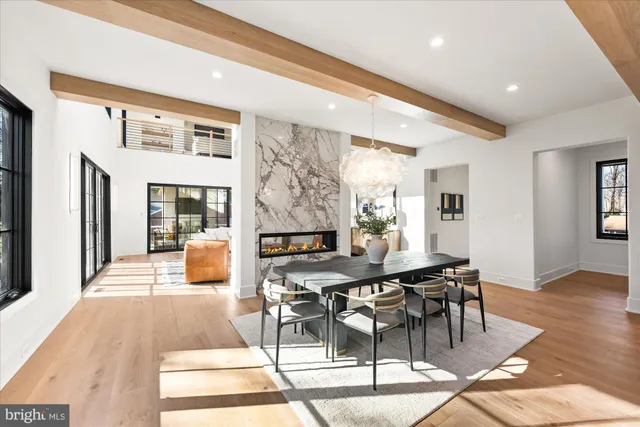 $4,200,000 | 627 Hine Street Southeast, Vienna, VA 22180