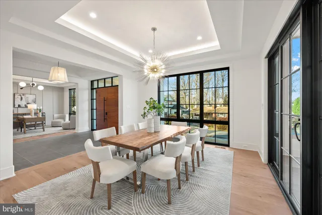 $4,200,000 | 627 Hine Street Southeast, Vienna, VA 22180