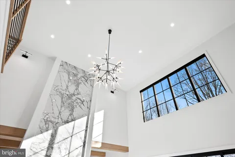 $4,200,000 | 627 Hine Street Southeast, Vienna, VA 22180