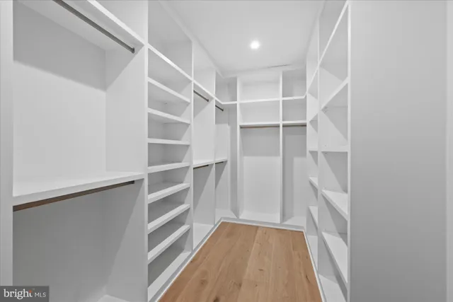 $4,200,000 | 627 Hine Street Southeast, Vienna, VA 22180