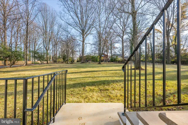 $4,200,000 | 627 Hine Street Southeast, Vienna, VA 22180