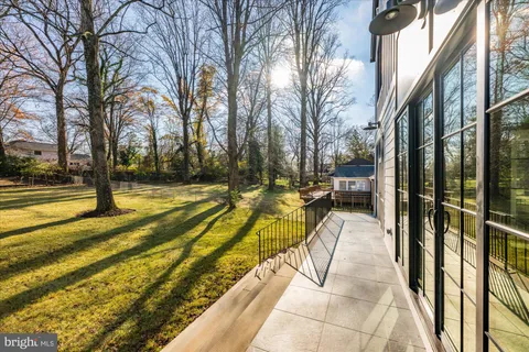 $4,200,000 | 627 Hine Street Southeast, Vienna, VA 22180