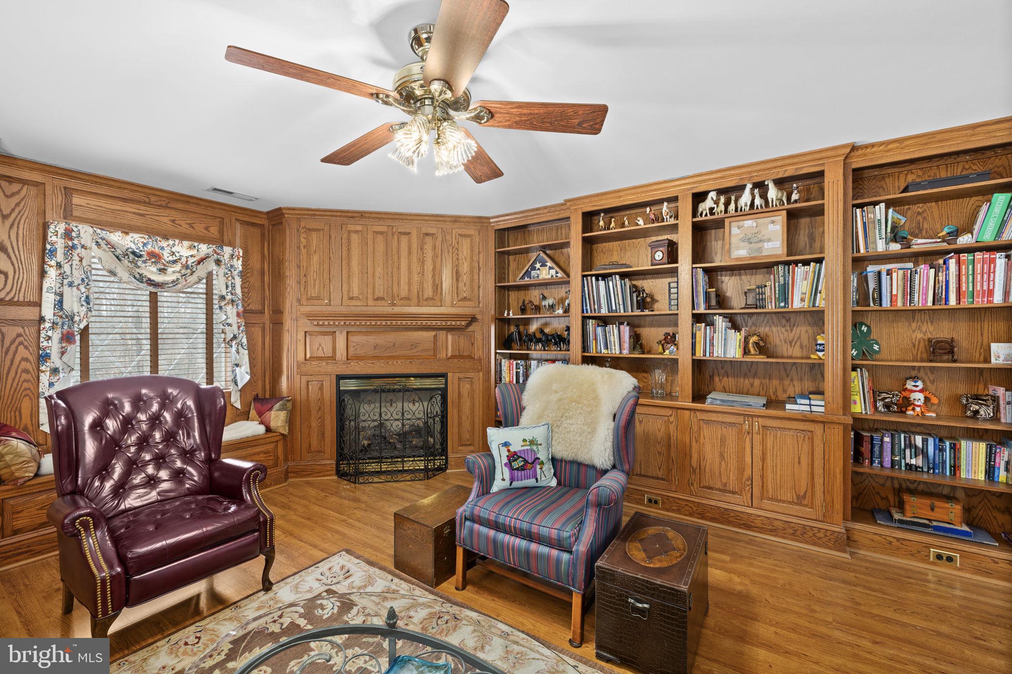 54 Hudson Road Fredericksburg, VA 22405 - Photo 8 of 59 The coziest room!