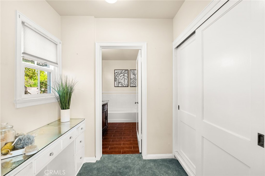 9570 Gallatin Road Downey, CA 90240 - Photo 22 of 59