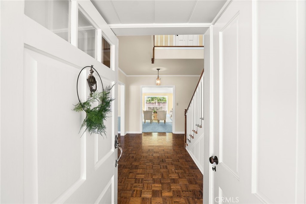 9570 Gallatin Road Downey, CA 90240 - Photo 3 of 59