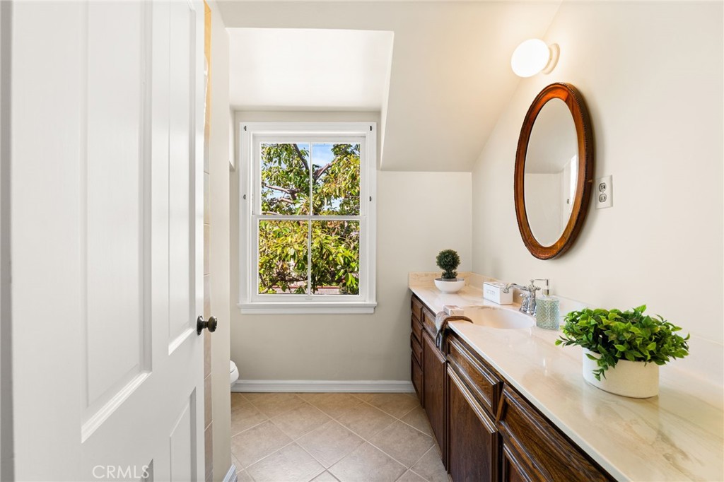 9570 Gallatin Road Downey, CA 90240 - Photo 32 of 59